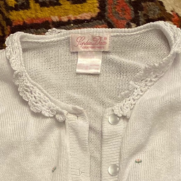 Sophie Dess Sweater Crochet Collar&Embroidery Rose - Picture 4 of 10